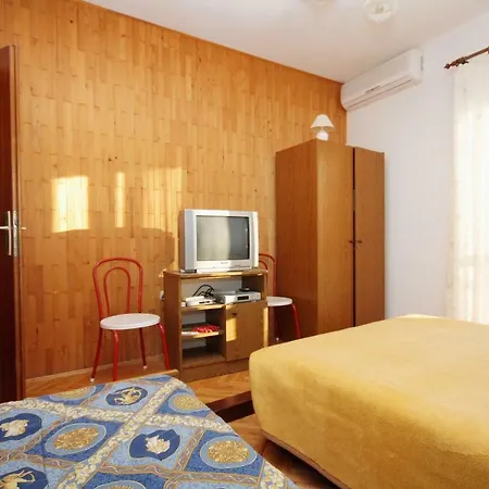 Apartamento Pisak 5975a Gornji Dolac